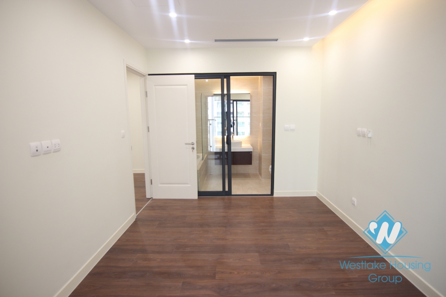 Two bedrooms apartment for rent in Thanh Xuan district, Ha Noi